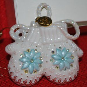 Lenox Holiday Classic Mittens and a Snowflake